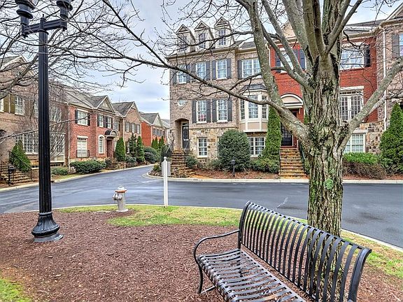 4th image of 607 Parkside Village Way NW