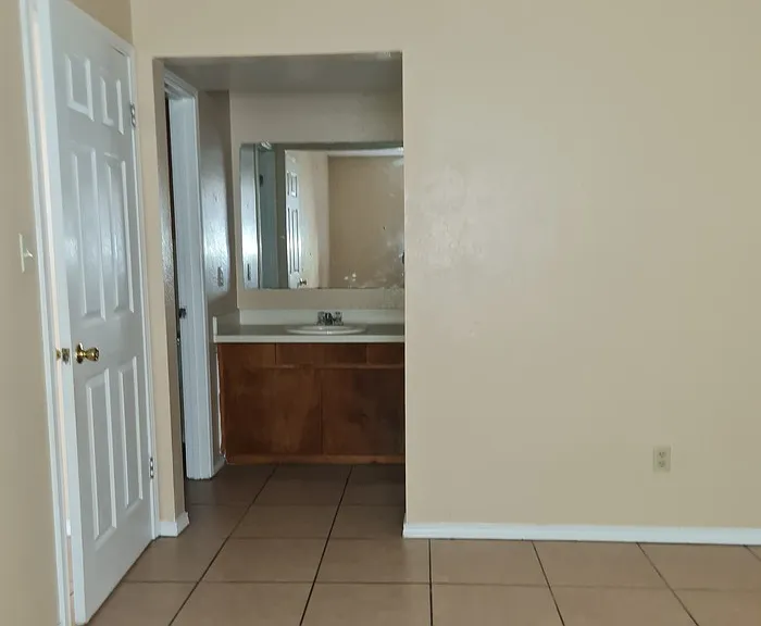 711 Tumbleweed Dr #2 — Photo 17