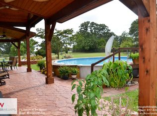 213 Plantation Dr, Burleson, TX 76028