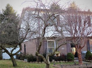 323 Dolomite Ct, Latrobe, PA 15650