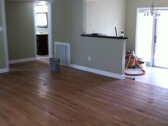 4th image of 1513 25th Ave