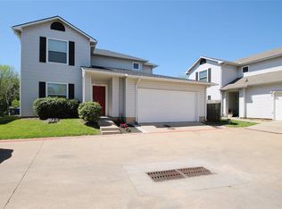 1118 Nueva Leon Plz, Dallas, TX 75211