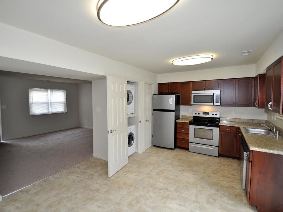 1st image of 6430 Harrison Sq