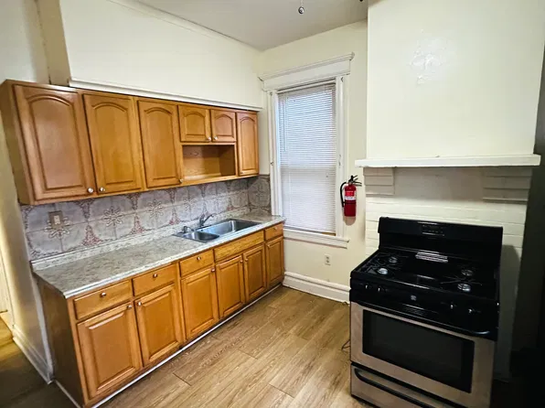 110 Lincoln Ave APT 1, Newark, NJ 07104