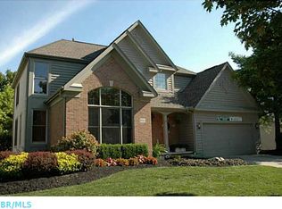 6342 Newgrange Dr, Dublin, OH 43016