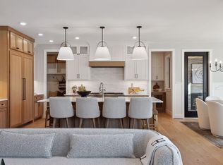 4500 Dunham Dr, Edina, MN 55435