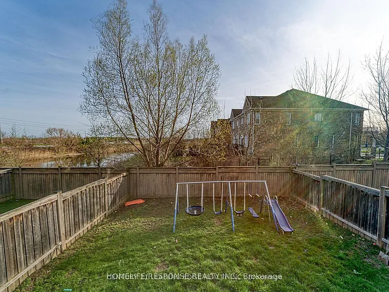 5 Gooseman Cres — Photo 41