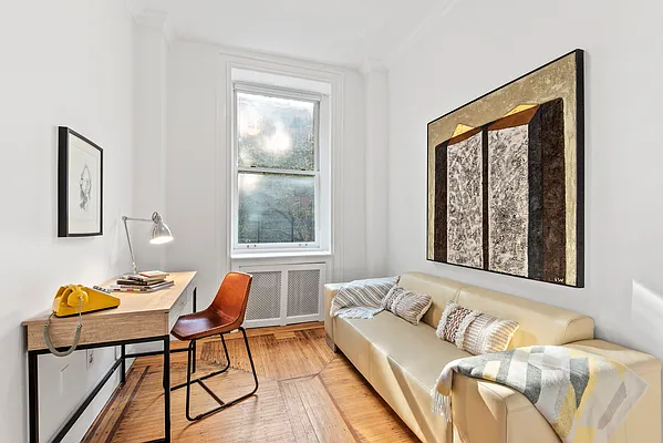 Sold by Compass | media 18