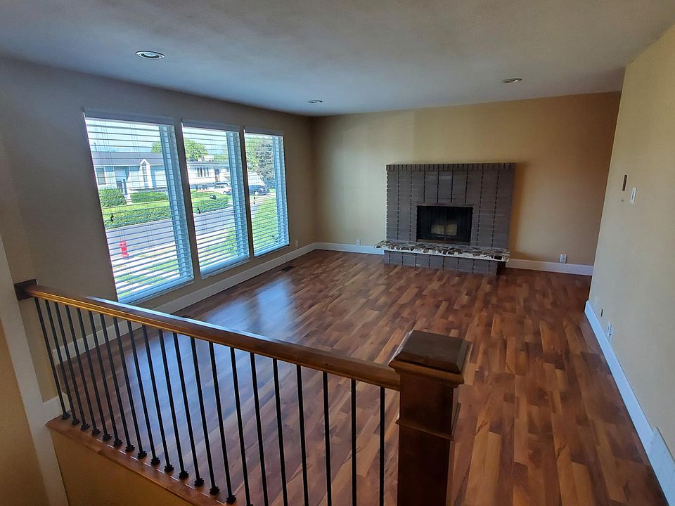 Upstairs living room.