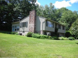 6 Colony Rd, Augusta, ME 04330