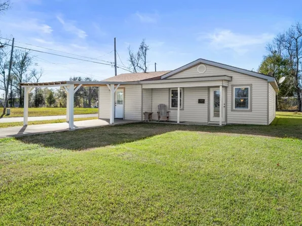 2201 Duke St, Westlake, LA 70669