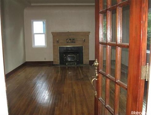 3rd image of 436 Tuxedo South Ave