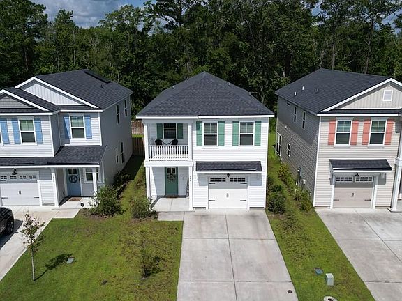 3rd image of 224 Flagler Dr