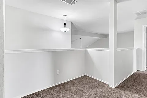 113 Forest Grv S — Photo 11