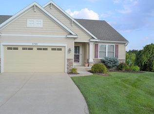 1700 Brandon Ridge Ct NW, Grand Rapids, MI 49544