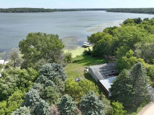 14992 Lake Mazaska Trl, Faribault, MN 55021