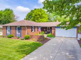 4409 W Lynnhurst Dr, Peoria, IL 61615