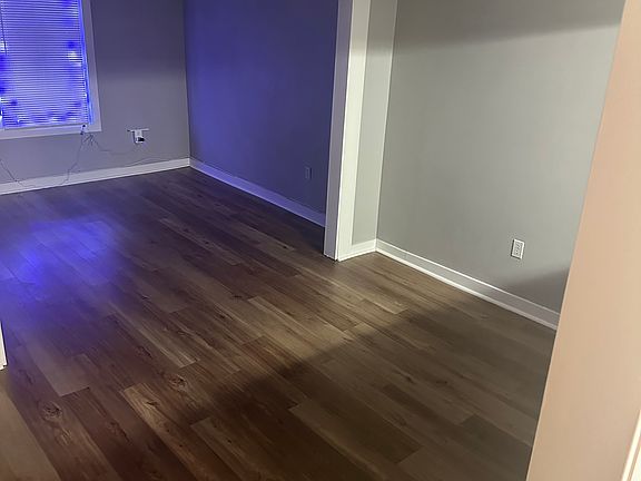 3rd image of 42 Tacoma Ave