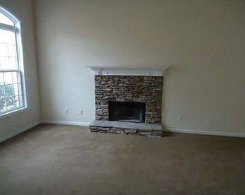 2nd image of 40 Fields Creek Way