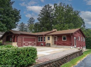 523 Normal Rd, Dekalb, IL 60115