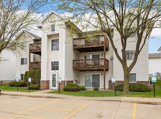 4619 1st Ave SW #5, Cedar Rapids, IA 52404