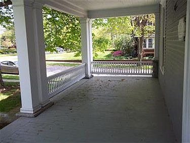 5th image of 999 S Lincoln Ave