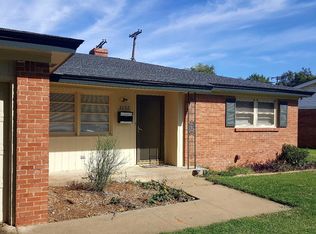 2132 68th St, Lubbock, TX 79412