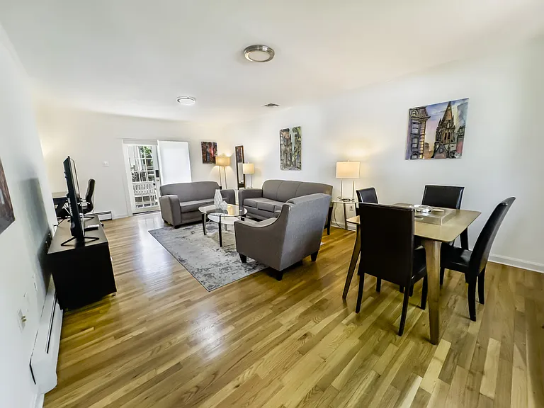 235 Cardinal Medeiros Ave #1 — Photo 8