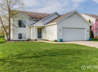 10344 Winterwood Dr, Zeeland, MI 49464