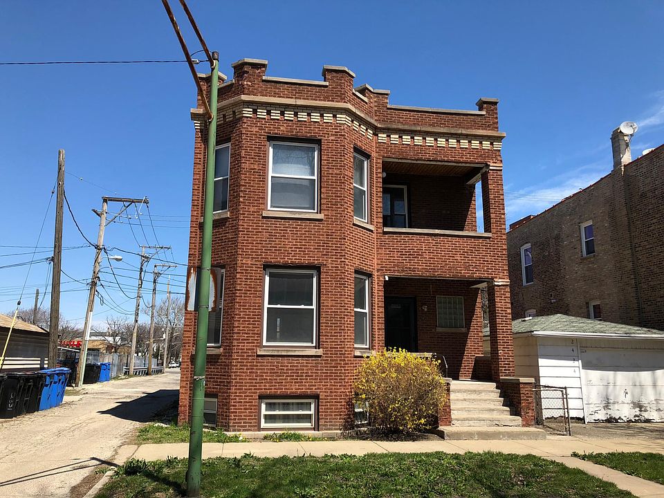 1st image of 2424 W Medill Ave Unit 1