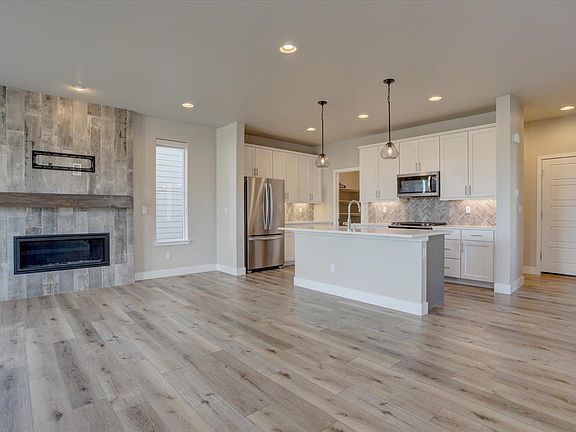 5th image of 6199 Saddlesmith St