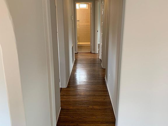 4th image of 187 S Grand Oaks Ave