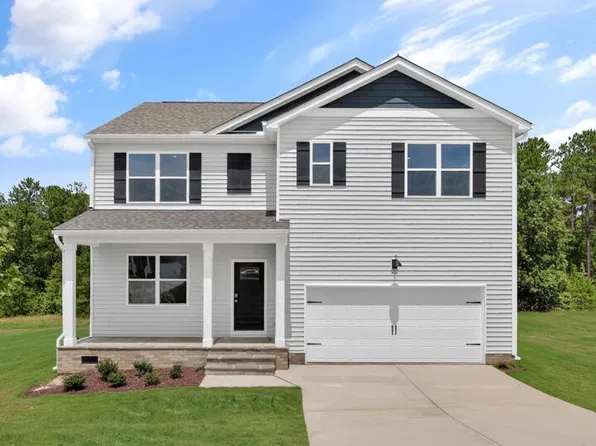 143 Charlies Bend Way, Spring Lake, NC 28390
