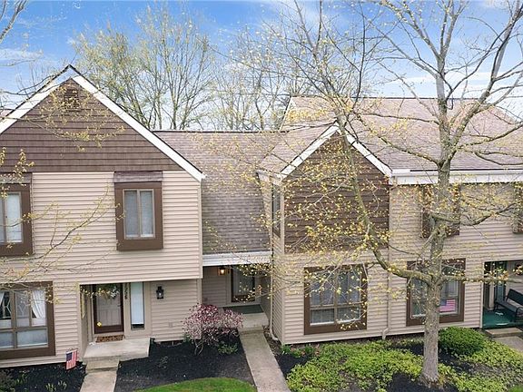 4th image of 17554 Fairlawn Dr #H5
