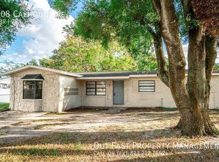 608 Calhoun Ave, Seffner, FL 33584