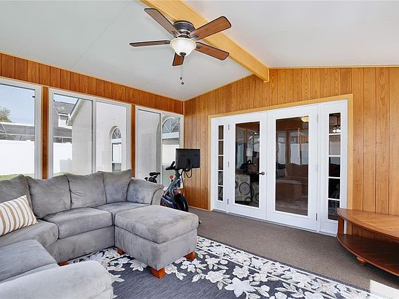 5th image of 1554 MARGARETE CRESCENT DRIVE