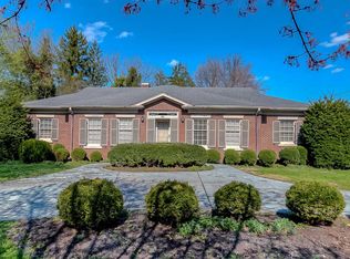 1811 Richmond Rd, Lexington, KY 40502