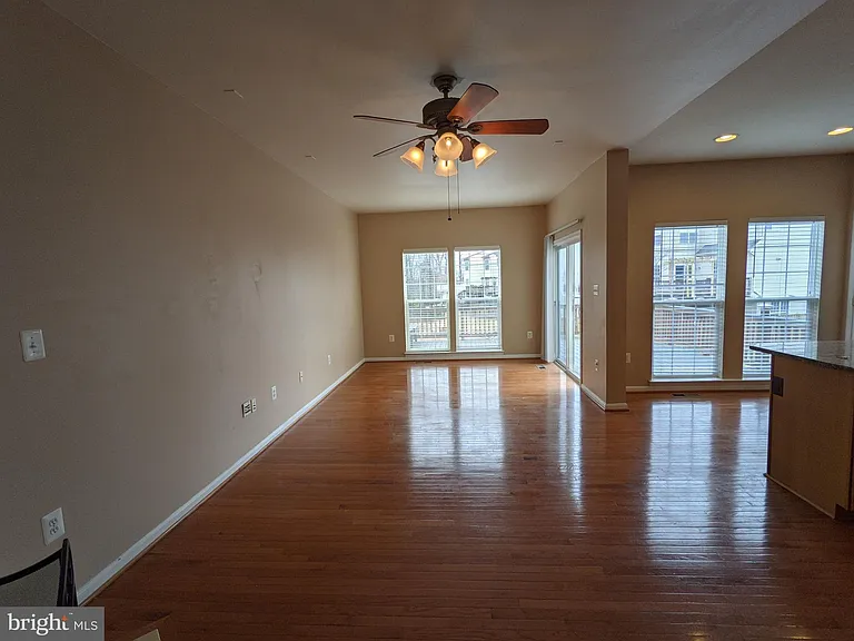43313 Stonegarden Ter — Photo 6