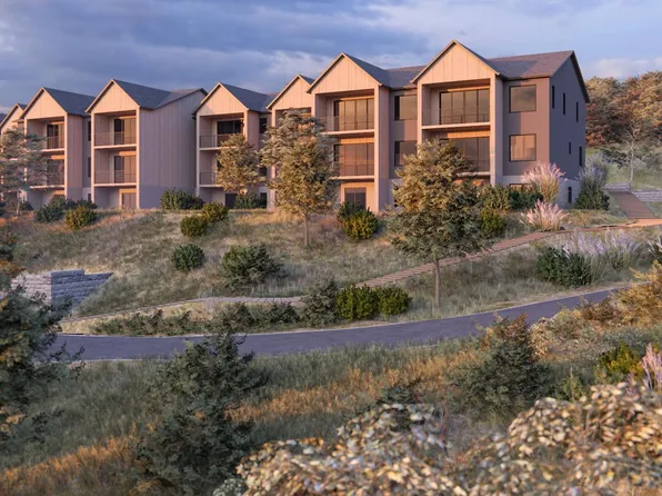 Lake St Unit 39B, Frankfort, MI 49635