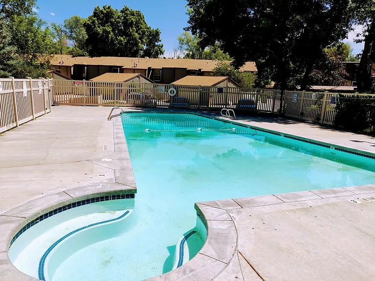 5440 S Willow Ln #E — Photo 13