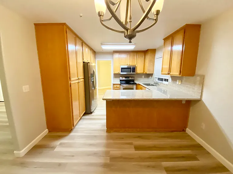 130 Paradise Dr — Photo 8