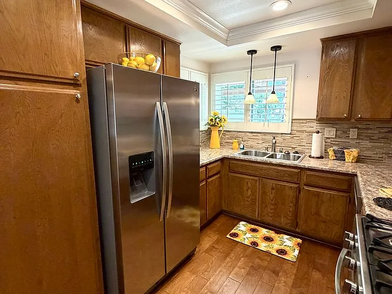 782 Danville Dr — Photo 5