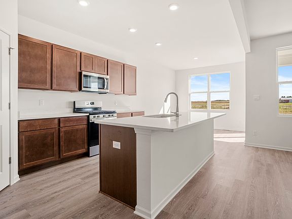 5th image of 10494 Morse Pl