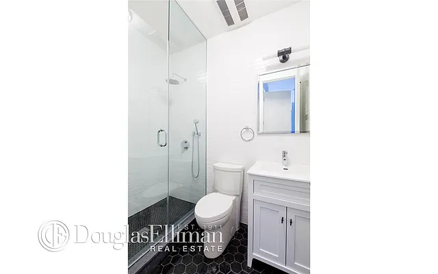 Sold by Douglas Elliman | media 15