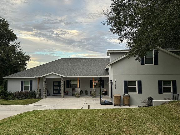 2nd image of 10636 Lake Hill Dr