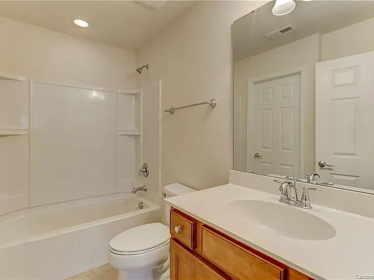 8118 Crater Lake Dr — Photo 27