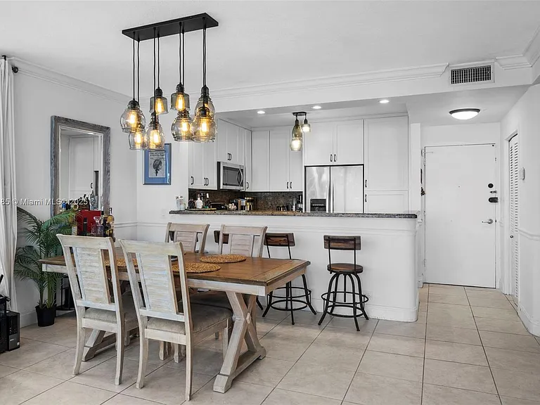 3505 S Ocean Dr #1221 — Photo 6