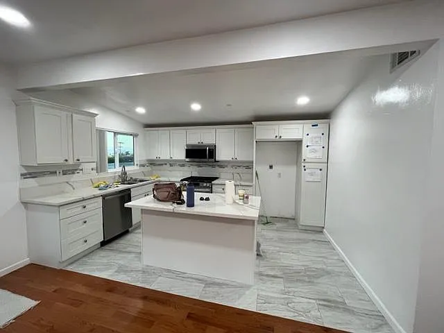 3 bed, 1630 sqft, $5,650 — Photo 4