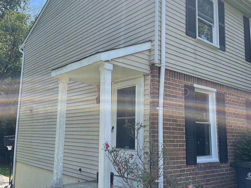 1st image of 8829 East Grv