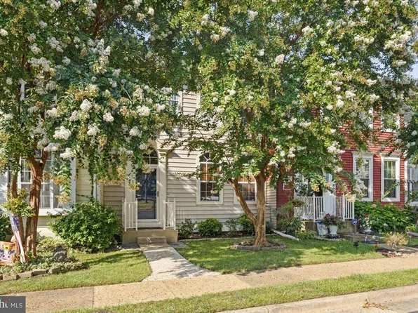 14319 Flomation Ct, Centreville, VA 20121